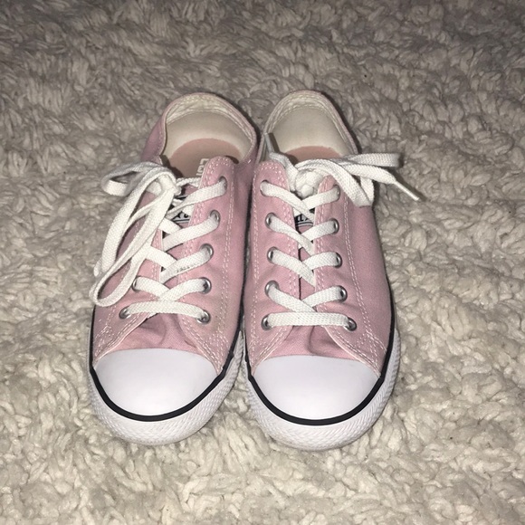 Converse Shoes - Women’s Converse size 7.5